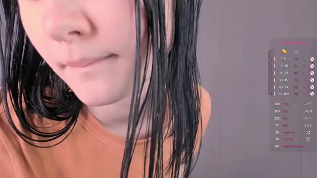Melissa_River naked stripping on cam for live sex video chat