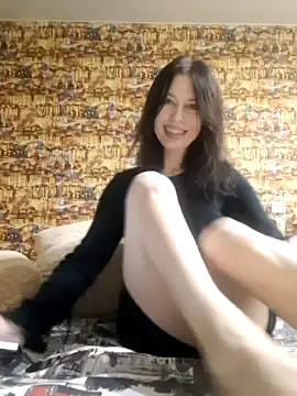 MilanaMiam naked stripping on cam for live sex video chat