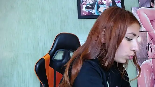 Natsumegu_ naked stripping on cam for live sex video chat
