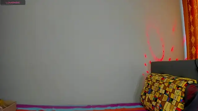 Regina-Moonshine naked stripping on cam for live sex video chat