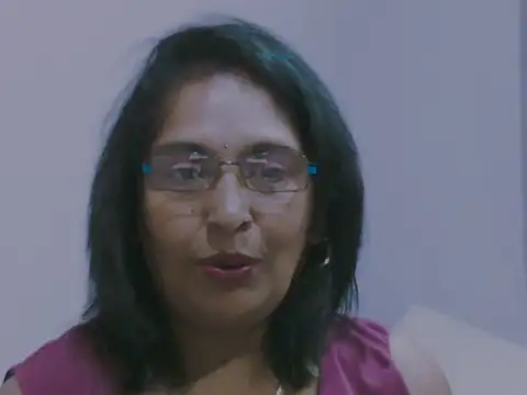 sexy69mum naked stripping on cam for live sex video chat