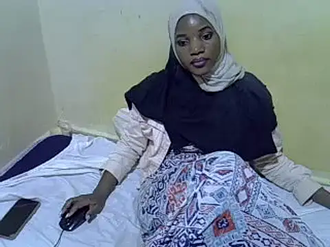 Vee-money1 naked stripping on cam for live sex video chat