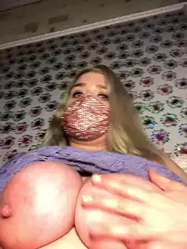 88LanaFansquirt88 naked stripping on cam for live sex video chat