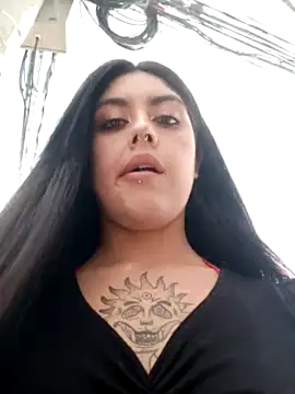 Mazikeen– naked stripping on cam for live sex video chat
