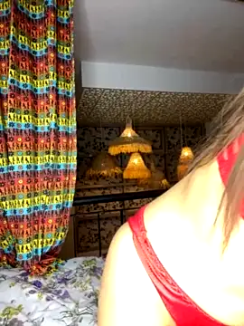 Nada_Napoli naked stripping on cam for live sex video chat