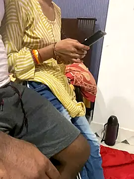 DESI_COUPLE95 naked stripping on cam for live sex video chat