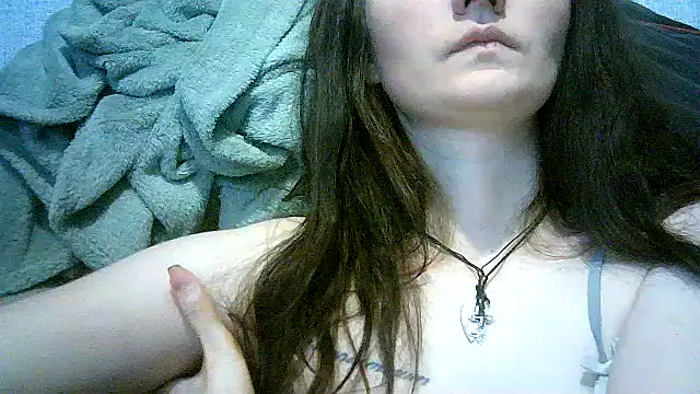 Mila–Rose naked stripping on cam for live sex video chat