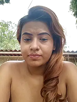 Scarlett_Walker11 naked stripping on cam for live sex video chat