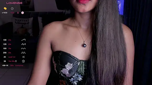 black-magic-woman naked stripping on cam for live sex video chat