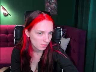 EvaShy nude on adult cam in her Live Porn Chat
