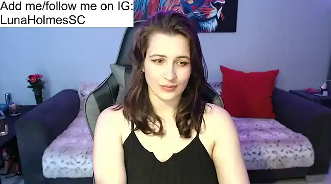 LunaHolmes naked stripping on cam for live sex video chat