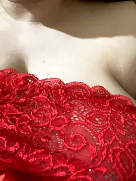 Moroccan-big-ass naked stripping on cam for live sex video chat