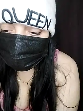 Sexy-Noura naked stripping on cam for live sex video chat
