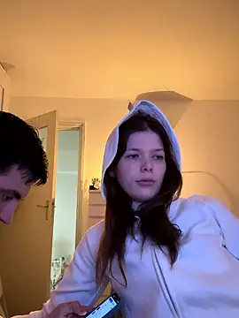 sophiamlf naked stripping on cam for live sex video chat