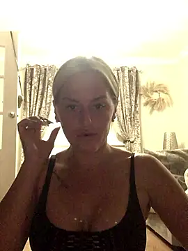 Charlie69xoxo naked stripping on cam for live sex video chat