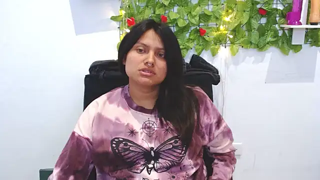 JORDANHOT_ naked stripping on cam for live sex video chat