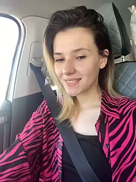 MiaSwonn naked stripping on cam for live sex video chat