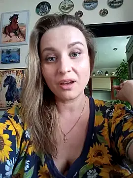 Olaya-Buzzz naked stripping on cam for live sex video chat
