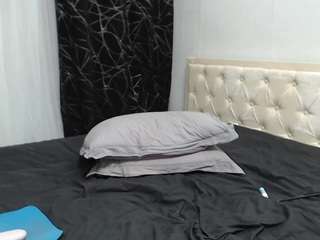 SimplyBea nude on adult cam in her Live Porn Chat