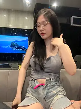 Yangying_99 naked stripping on cam for live sex video chat