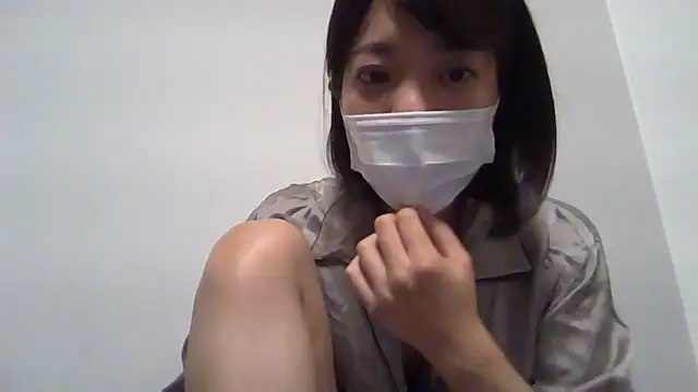 yuraARISA naked stripping on cam for live sex video chat