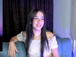 SaraaMills nude on adult cam in her Live Porn Chat