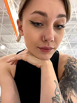 baby_brownie naked stripping on cam for live sex video chat