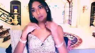 IndianSunGaze nude on adult cam in her Live Porn Chat