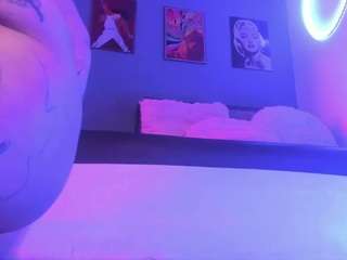 Val, ? nude on adult cam in her Live Porn Chat