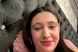 BirdyeLora naked stripping on cam for live sex video chat