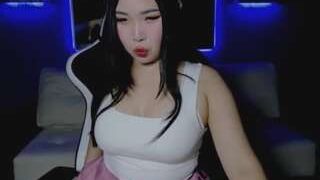 CrystallLee nude on adult cam in her Live Porn Chat
