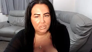 English_Brooke naked stripping on cam for live sex video chat