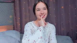 Sunn_friday_ naked stripping on cam for live sex video chat
