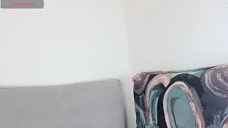 yoyoqueen naked stripping on cam for live sex video chat