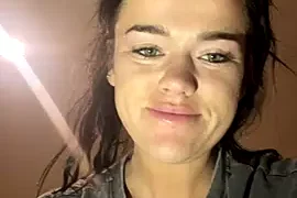 English-Chloe96 naked stripping on cam for live sex video chat
