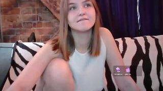 JillianMel nude on adult cam in her Live Porn Chat