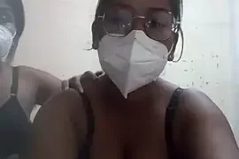 SexyMaxies naked stripping on cam for live sex video chat