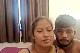 smiley_couple naked stripping on cam for live sex video chat