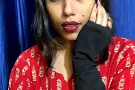 Sugarlips21 naked stripping on cam for live sex video chat