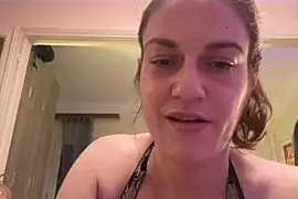 _linarose naked stripping on cam for live sex video chat