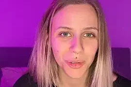 lunawolf21 naked stripping on cam for live sex video chat