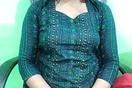 Tapur- naked stripping on cam for live sex video chat