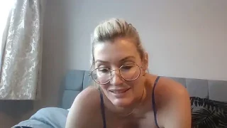 Englishhotwife4u naked stripping on cam for live sex video chat