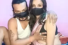 Love_Bonding naked stripping on cam for live sex video chat
