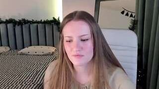 Mary-Allen nude on adult cam in her Live Porn Chat