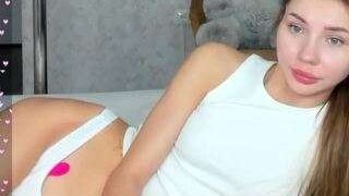 Roxy-the-daedevill nude on adult cam in her Live Porn Chat