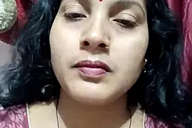 Arini_Arora naked stripping on cam for live sex video chat