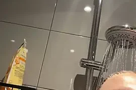 Chloemillerrxx_ naked stripping on cam for live sex video chat