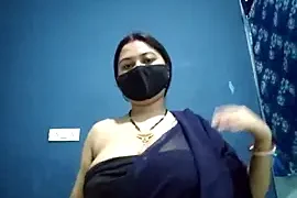 SassyWildCouple naked stripping on cam for live sex video chat