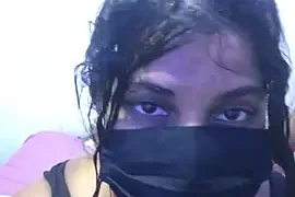 Savi-SL naked stripping on cam for live sex video chat